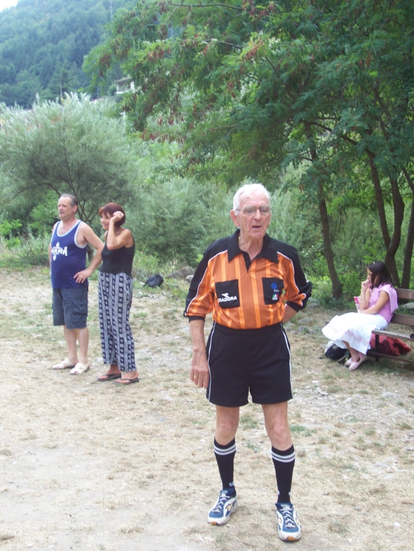  Image name: Calcio01.jpg 
 width: 601 pixel 
 height: 800 pixel 
 Size: 451726 bytes 
 Click to enlarge 